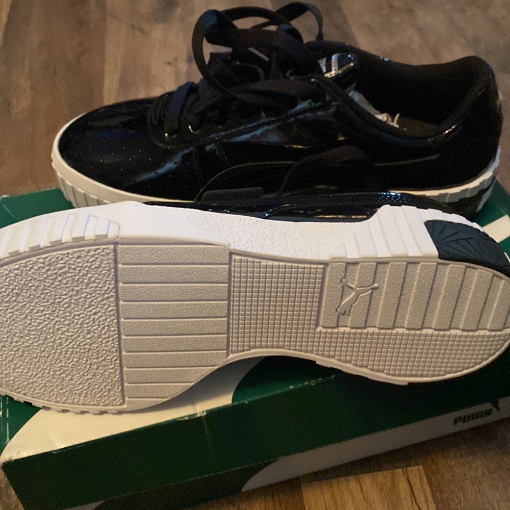 Puma - Picture 4 of 5